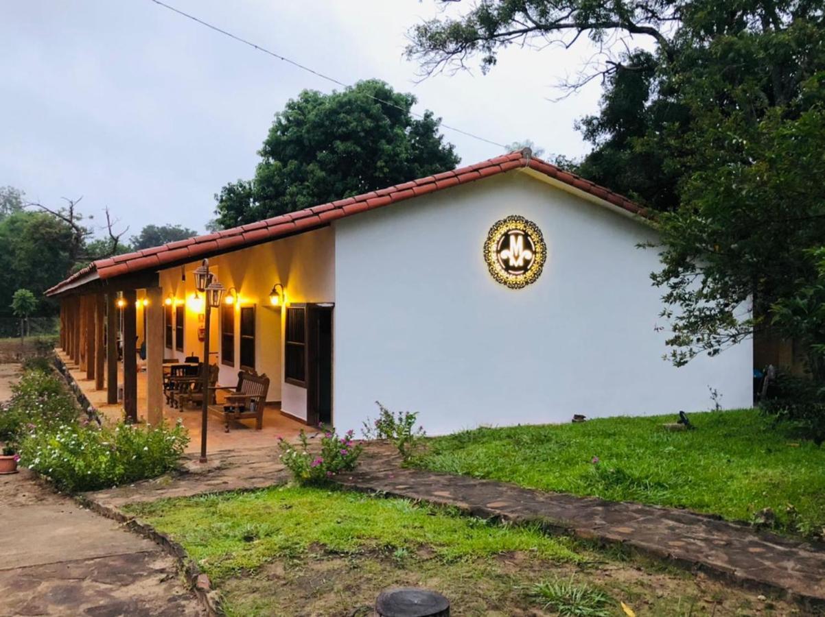 Hotel Mami Vilma Roboré Buitenkant foto