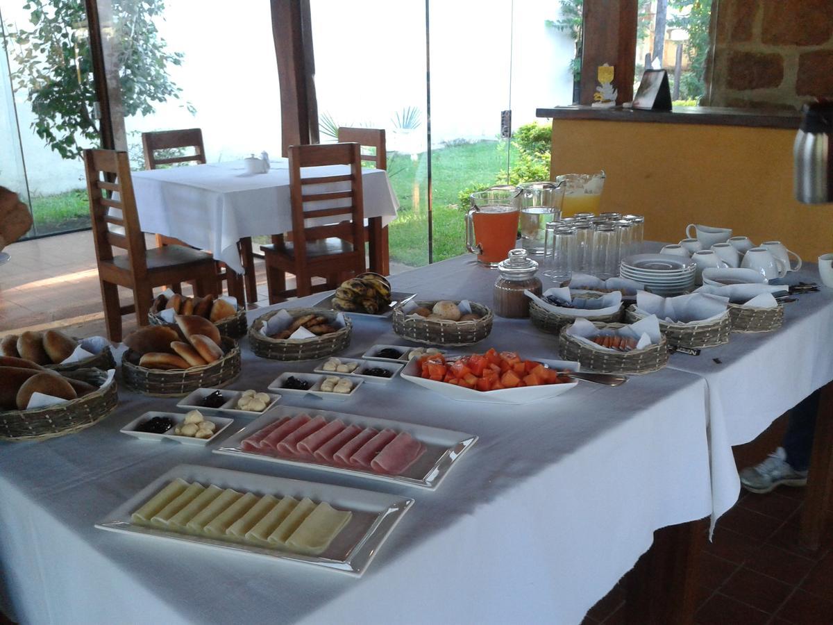 Hotel Mami Vilma Roboré Buitenkant foto